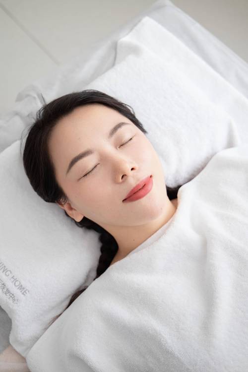 月子中心服务机构选择指南:十月后母婴健康管理,适配高端母婴护理多